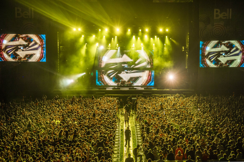 Zedd crushing it on the Bell Stage on July 4, 2014 -- 