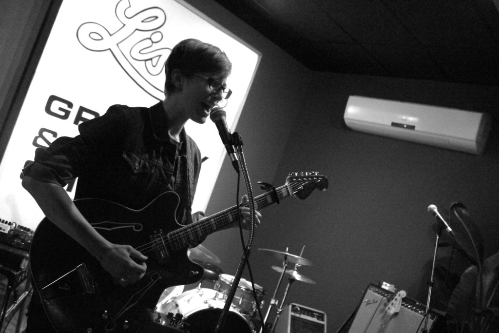 Clara Engel playing Bar Robo in Ottawa. Photo: Eric Scharf