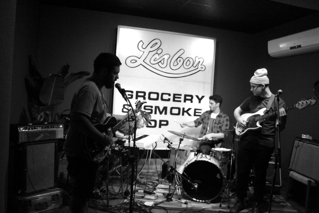 Old Cabin playing at Bar Robo in Ottawa. Photo: Eric Scharf