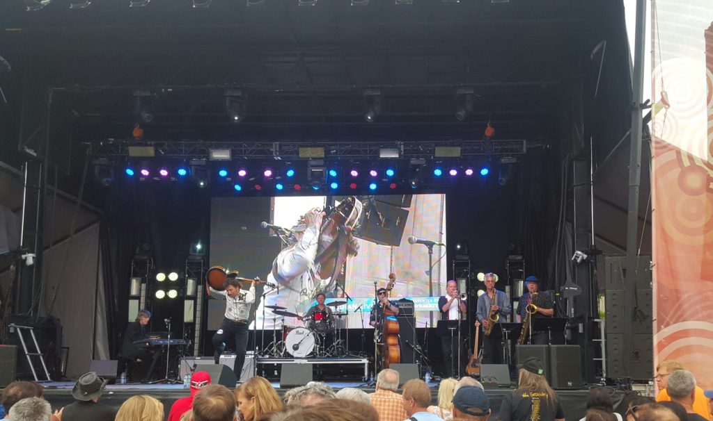 The Paul James Band showing us some good old time rock and roll with some help from the Texas Horns at RBC Bluesfest.